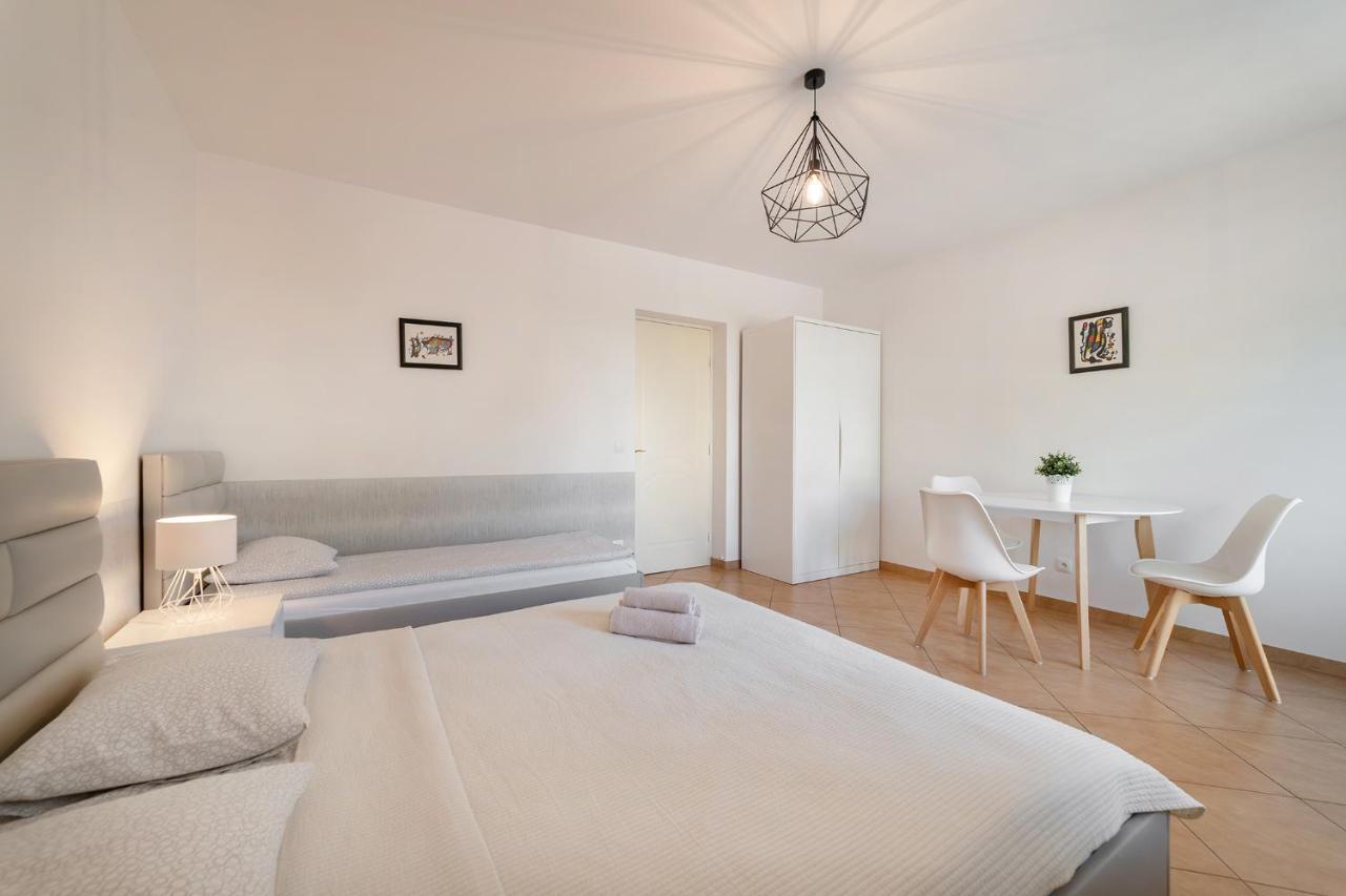 Mario Pokoje - Apartamenty Jastarnia Buitenkant foto