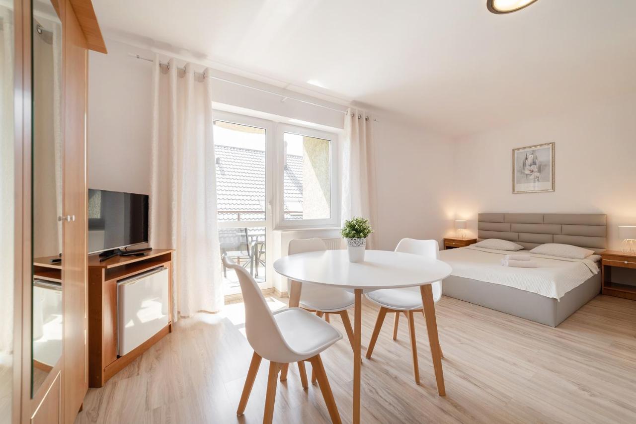 Mario Pokoje - Apartamenty Jastarnia Buitenkant foto
