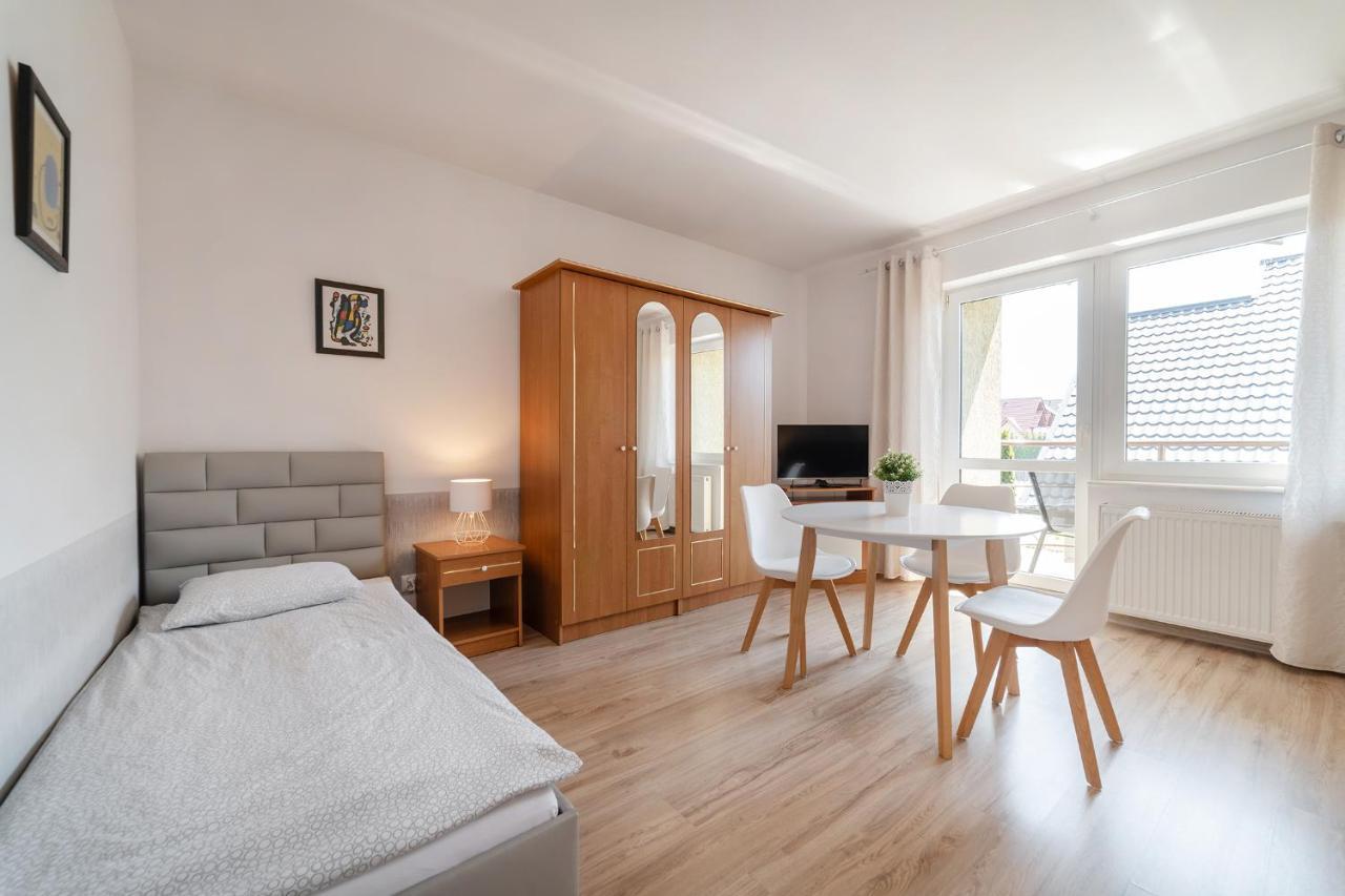Mario Pokoje - Apartamenty Jastarnia Buitenkant foto